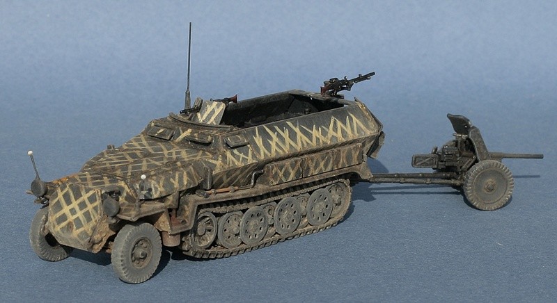 Sd.Kfz. 251/1 Ausf C & 3.7cm PaK 35/36